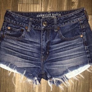American Eagle Outfitters Cut off jean shorts sz 4